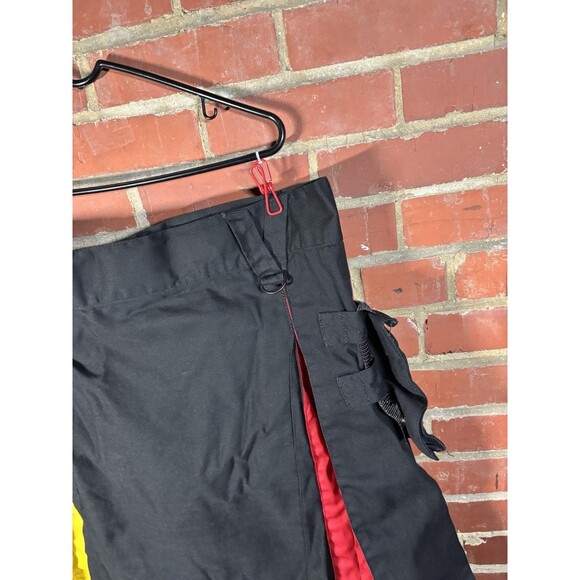 Verillas Black & Multicolor Cargo Kilt Size XL Adjustable Waist Rainbow Pride - Picture 4 of 8